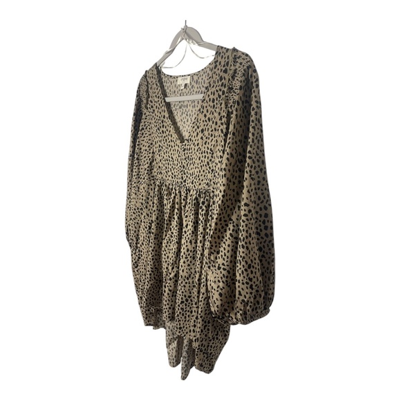 Umgee Leopard Print V Neck Babydoll Large Blouse - Picture 2 of 6